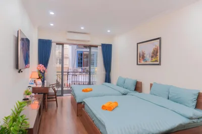 Chambre familiale Deluxe — IL Divo Hostel 38 Hàng Hương & Travel & Spa - Hanoi Old Quarter